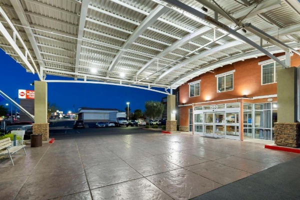 Best Western Plus Henderson Hotel image 24